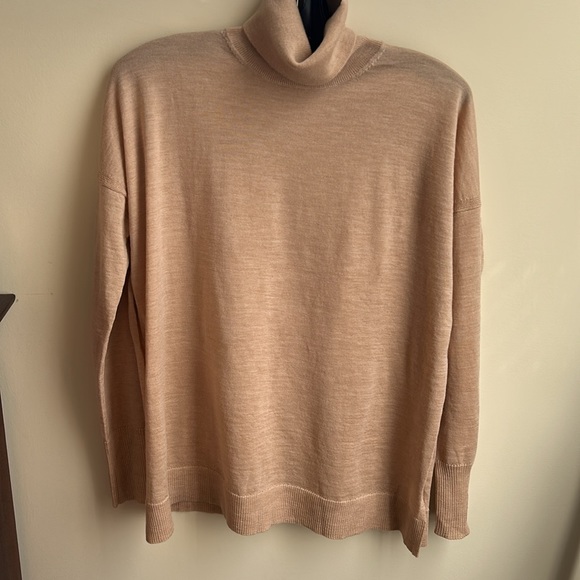 NWT J.Crew Merino Wool Heather Camel Side Slit Turtleneck - Picture 7 of 13